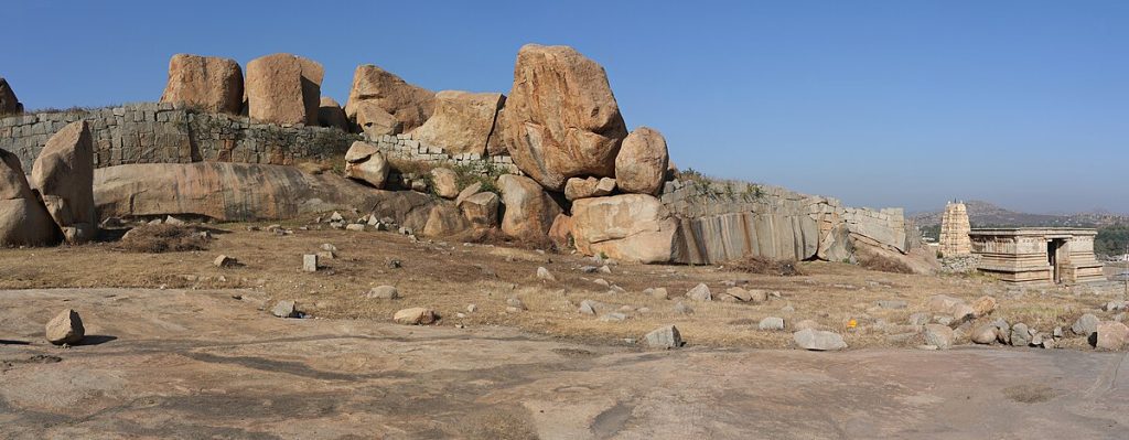 Ingo Mehling, CC BY-SA 4.0 <https://creativecommons.org/licenses/by-sa/4.0>, via Wikimedia Commons - Hampi