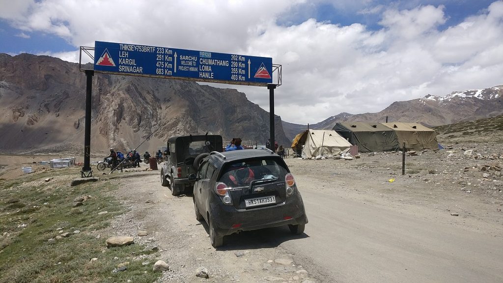 Encodedkamal, CC BY-SA 4.0 <https://creativecommons.org/licenses/by-sa/4.0>, via Wikimedia Commons - Ladakh Road Trip