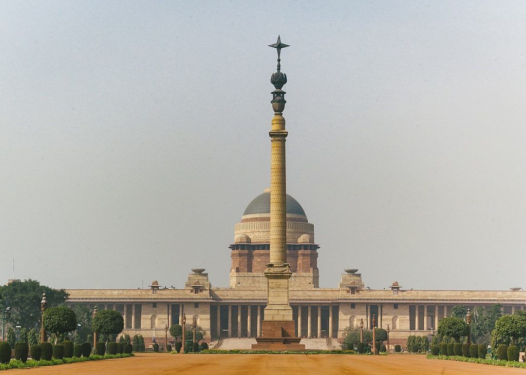 Matthew T Rader, https://matthewtrader.com, CC BY-SA 4.0 <https://creativecommons.org/licenses/by-sa/4.0>, via Wikimedia Commons - Historical Monuments in Delhi